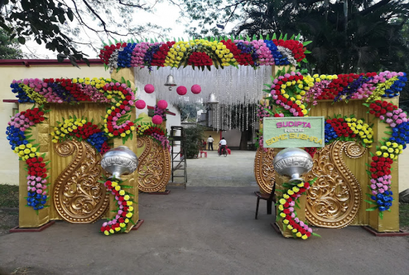 Lawn at Pramod Bhawan