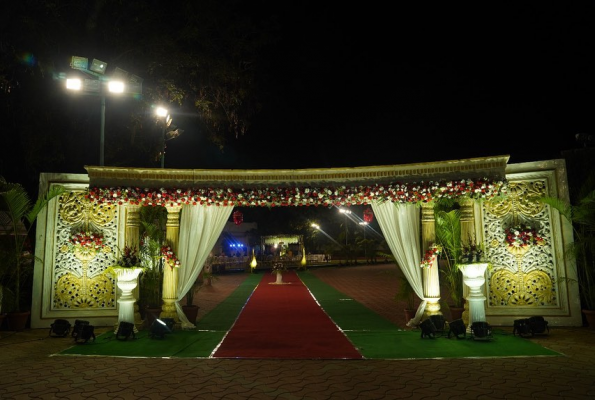 Banquet Hall And Lawn 1 at Imperial Garden