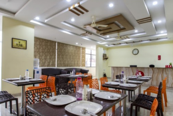 Aurum Abodes Banquet Hall And Luxury Rooms 2