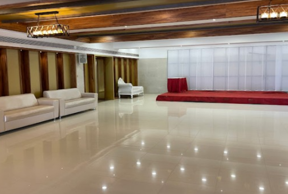 Hotel Kinara Grand 5