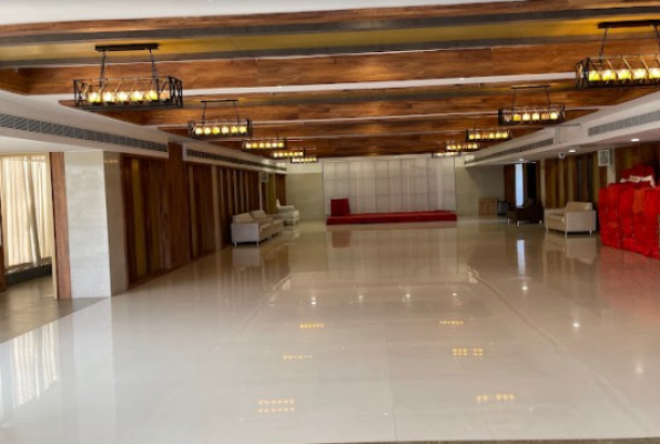 Hotel Kinara Grand 4