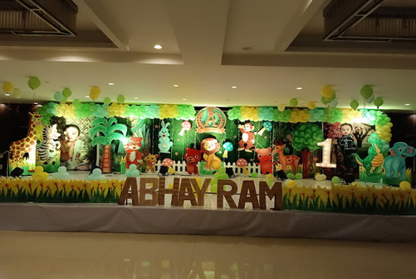 Vaishnovi Banquets 1