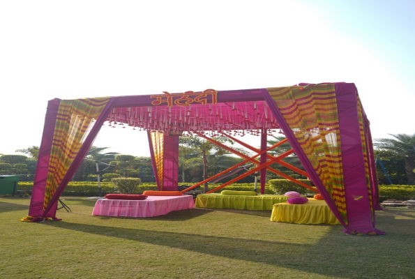 Pool Side at Ddlj Farm