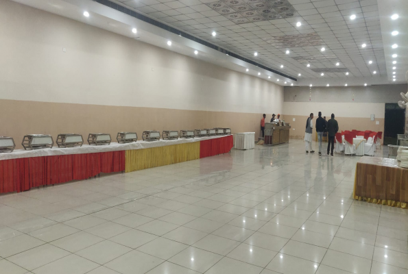 Hall at Delhi 65