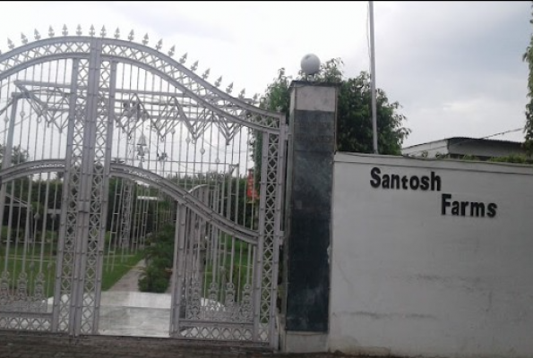 Lawn at Santosh Farms