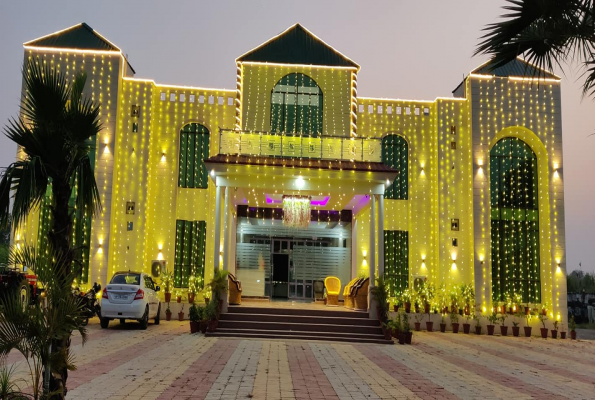 Hall at Green Leaf Resort