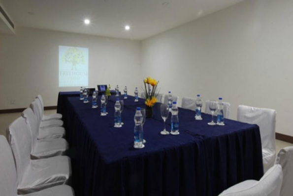 Treehouse Sunrise Resort & Caravan Park