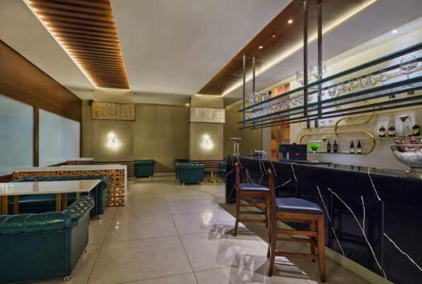 Citron Lounge Bar at Essentia Luxury Hotel