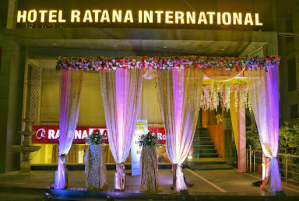 Sapphire at Hotel Ratana International