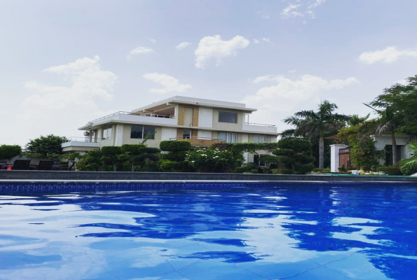 Poolside at Inaayat Farm