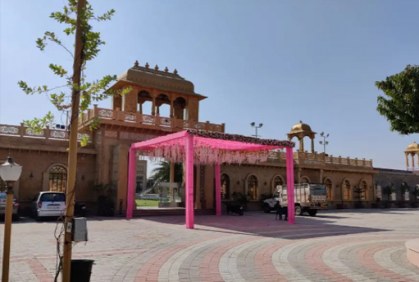 Shree Rooplaxmi Castles Hotel And Garden 2