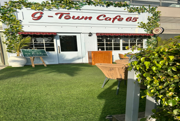 Outdoor Seating at G Town Cafe 65