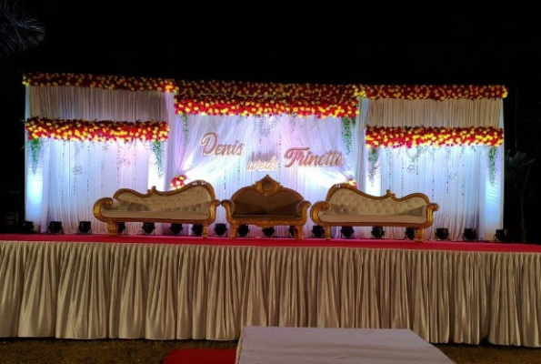 Lawn at Aarna Swarna Banquet Hall