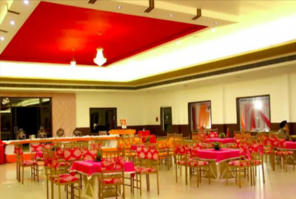 Banquet Hall at Utsav Grand Banquet And Lawns