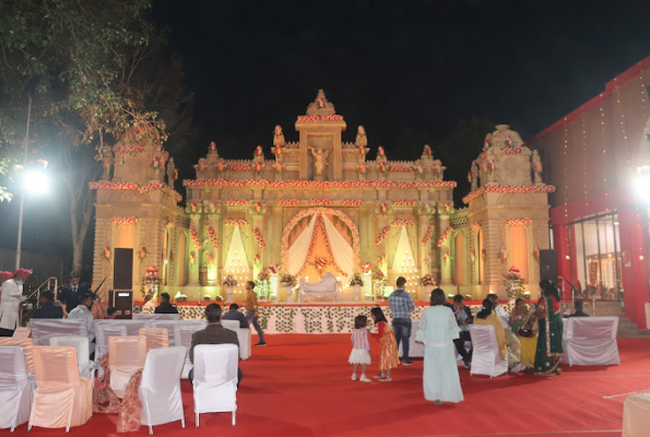 Lawn at Bal Niwas Marriage Garden