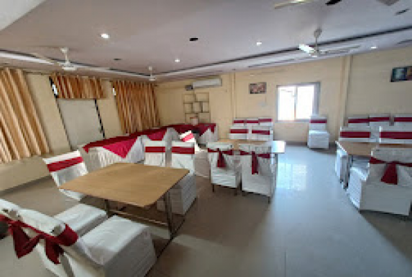 Hotel Chhavi Holidays