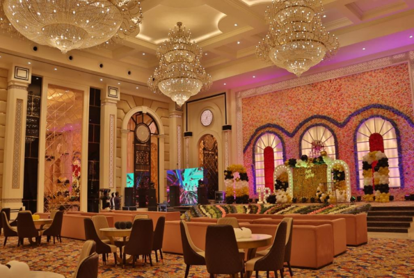 Banquet Hall at Moon Cloud Banquet