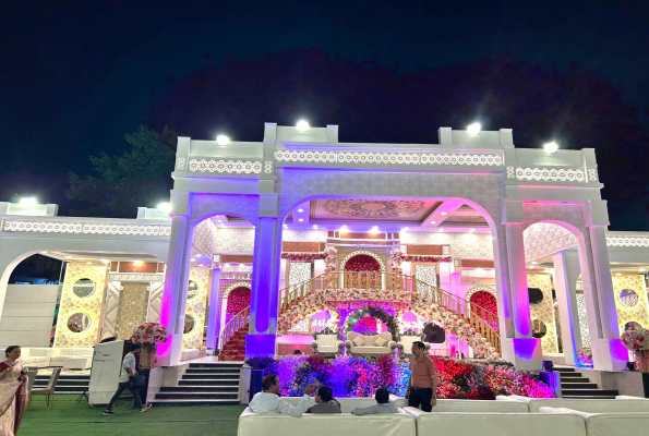 The White Palace By Khanak