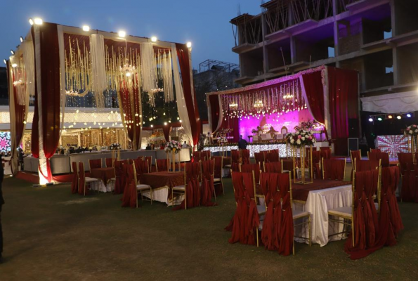 Open Lawn And Banquet at The White Palace By Khanak
