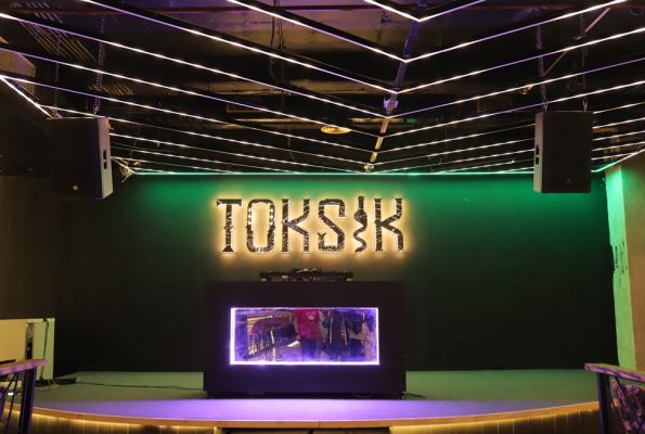 Toksik Lounge Bar & Sky Dinning