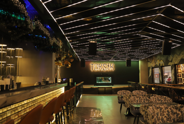 Toksik Lounge Bar & Sky Dinning