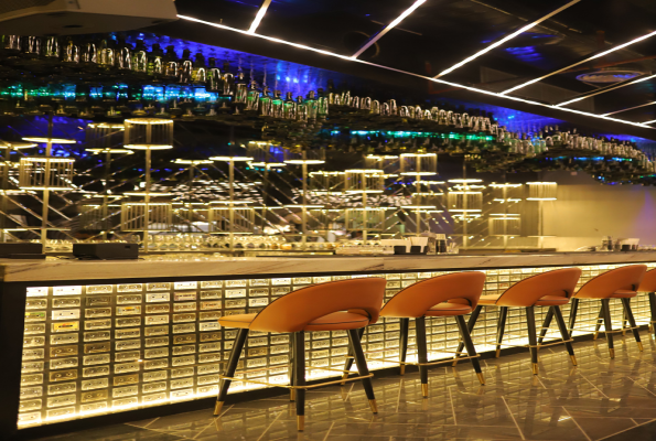 Toksik Lounge Bar & Sky Dinning