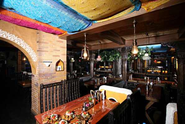 Pikwik Bar & Restaurant in Rohini, Delhi - Photos, Get Free Quotes,  Reviews, Rating | Venuelook