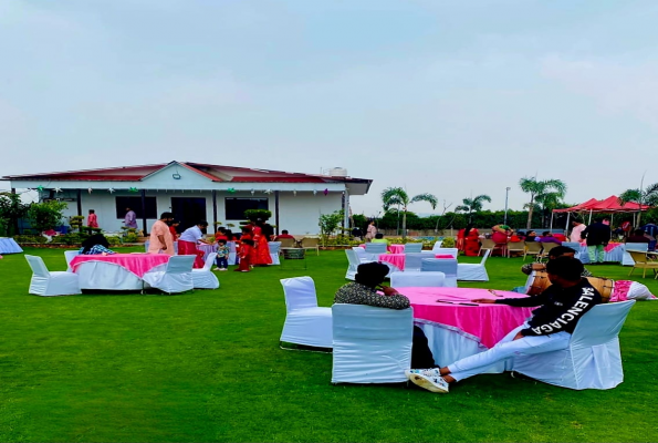 Party Lawn at BLOSSOMS By Walias