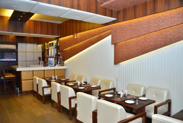 Restaurant at Hotel Swarn House