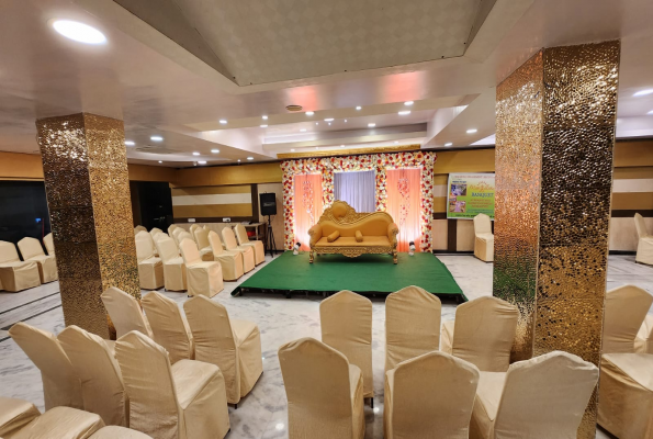 Lawn And Banquet at Mangalam Banquets