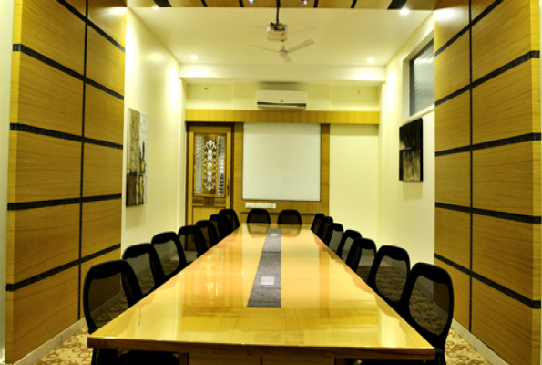 Brainstorm The Board Room at Suraburdi Club