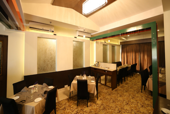 Green Leaf Fine Dining at Suraburdi Club