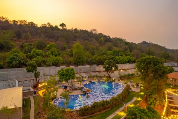 Pool Side at Ravishing Retreat Resort