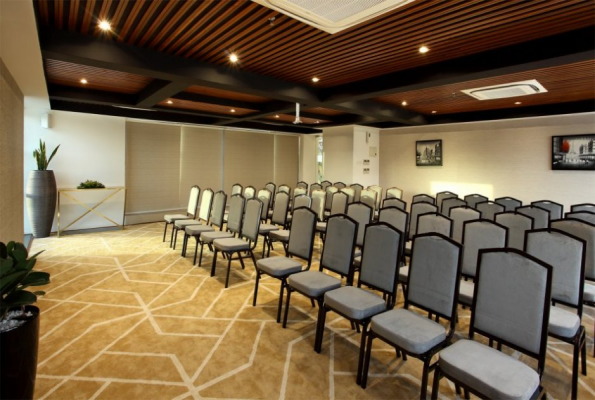 Sugar Business Hotel 3