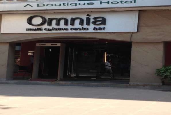 Omnia Restaurant