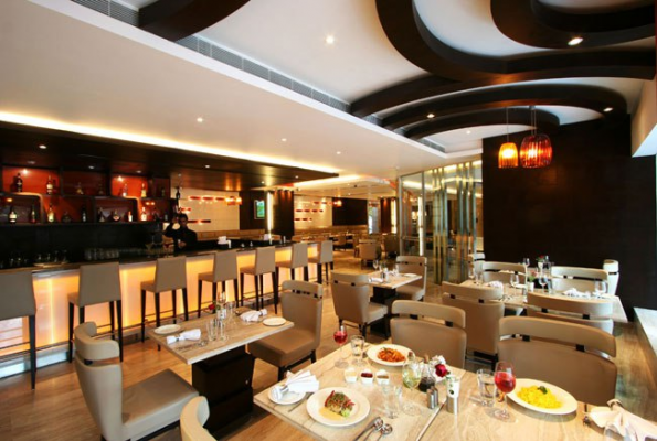 Omnia Restaurant