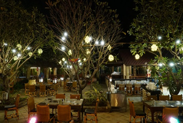 Garden Restaurant at The Courtyard