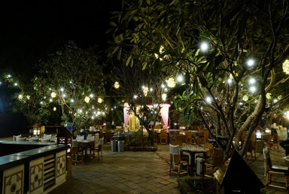 Garden Restaurant at The Courtyard