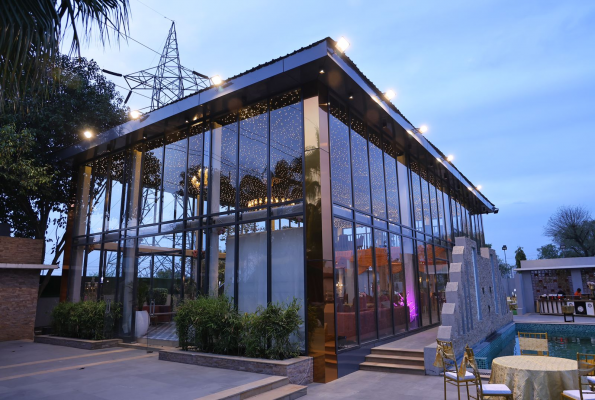 Open Air Banquet at Anantara Farms