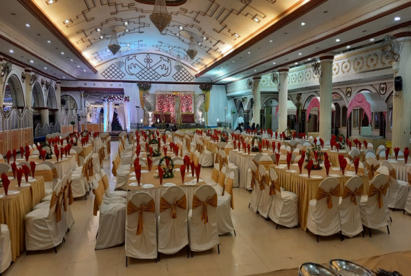 Dinning Hall at Samad House Deluxe