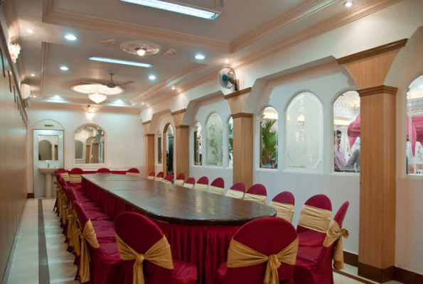 Dinning Hall at Samad House Deluxe