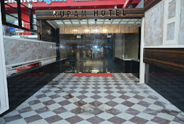 Hotel Rupam Tower