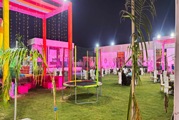 Party Lawn at Aashirvad Palace