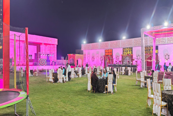 Party Lawn at Aashirvad Palace