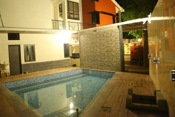 Plunge Pool at The Venue By Seasons Suites