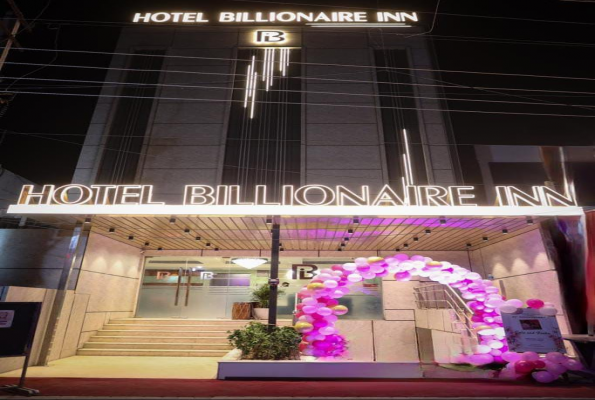 Hotel Billionaire Inn