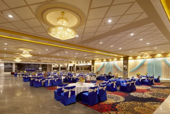 Poolside Hall at Palm Green Hotel & Resort