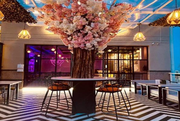On Air Bar & Kitchen
