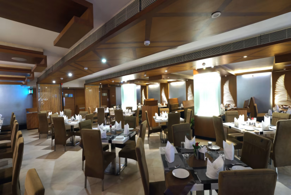 Dakshin Restaurant at Hotel Daspalla