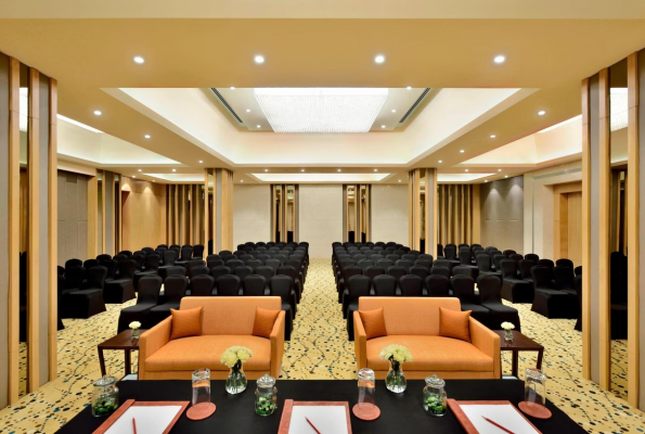 The Oak Room at Fairfield by Marriott Amritsar